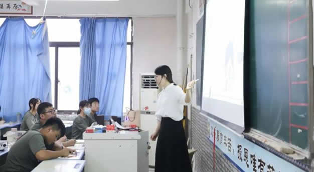 郑州市实验中等专业学校2023年招生简章及答案(郑州中专十大排名是哪些学校)